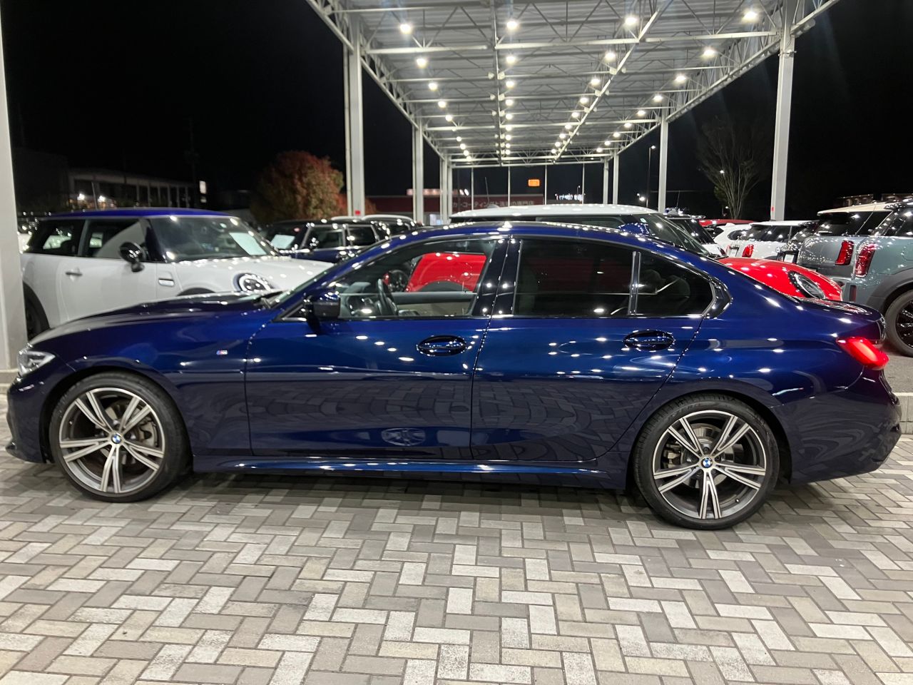 G20 320d xDrive RHD Saloon