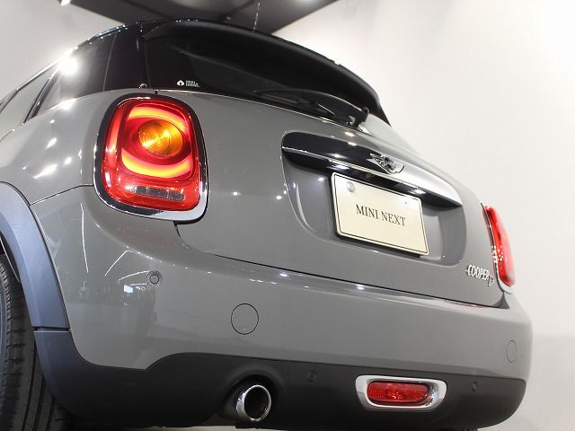 F55 COOPER D (AT)