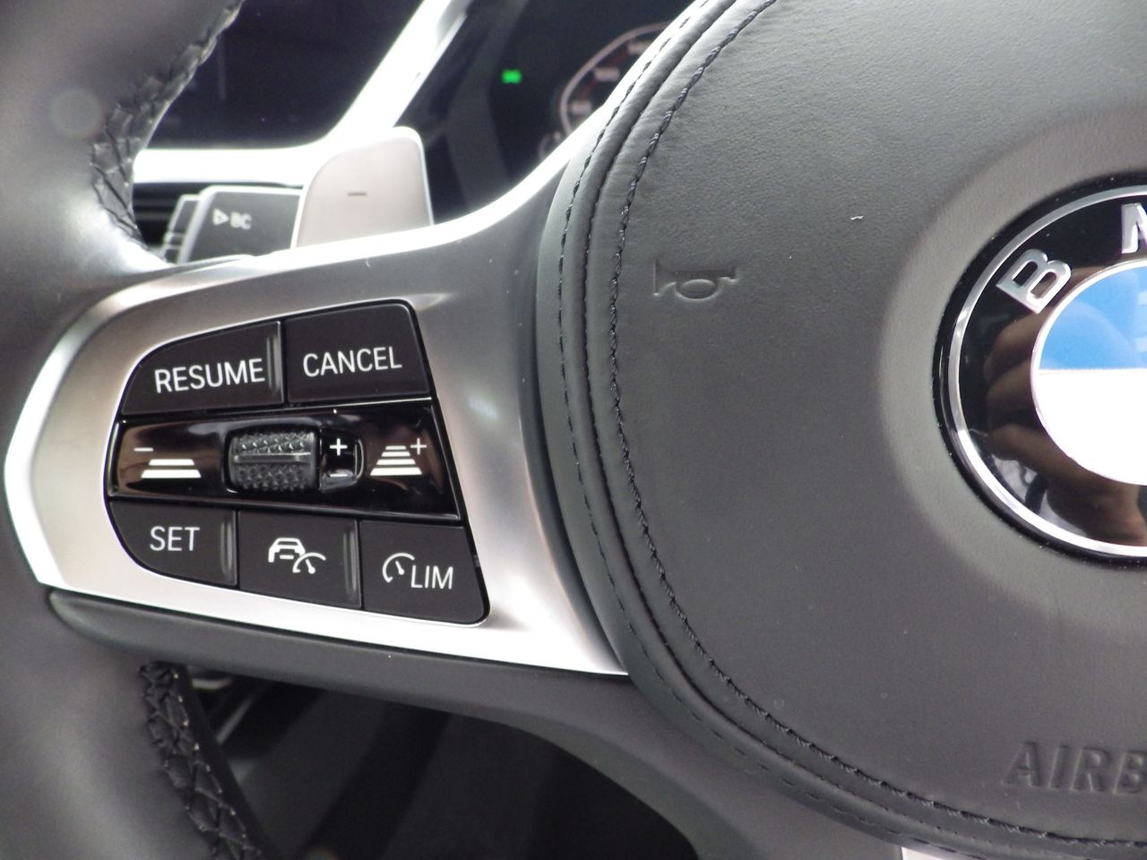 G29 Z4 M40i RHD