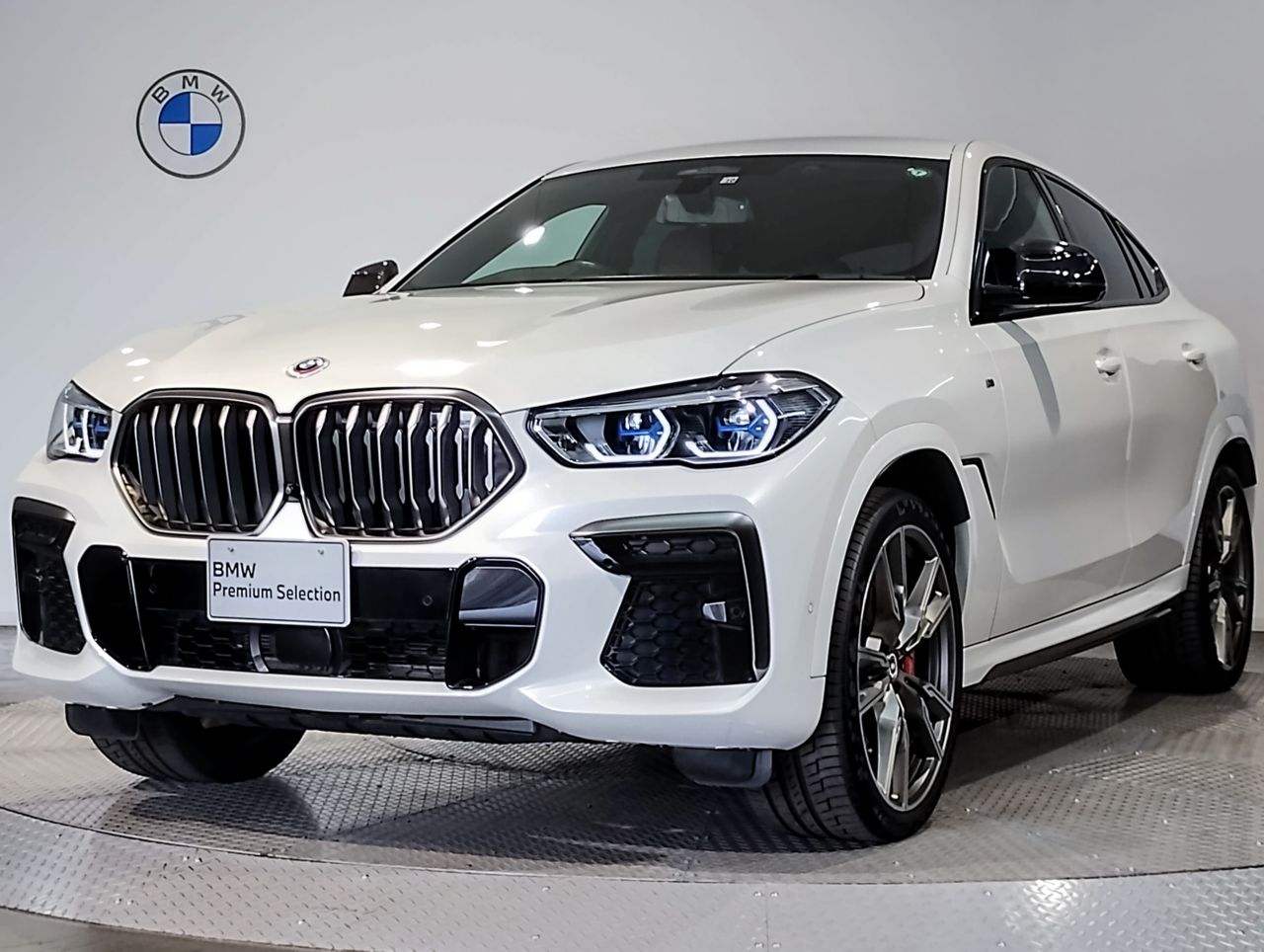 X6 M50i