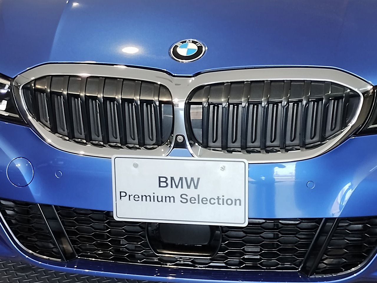 G21 320i RHD