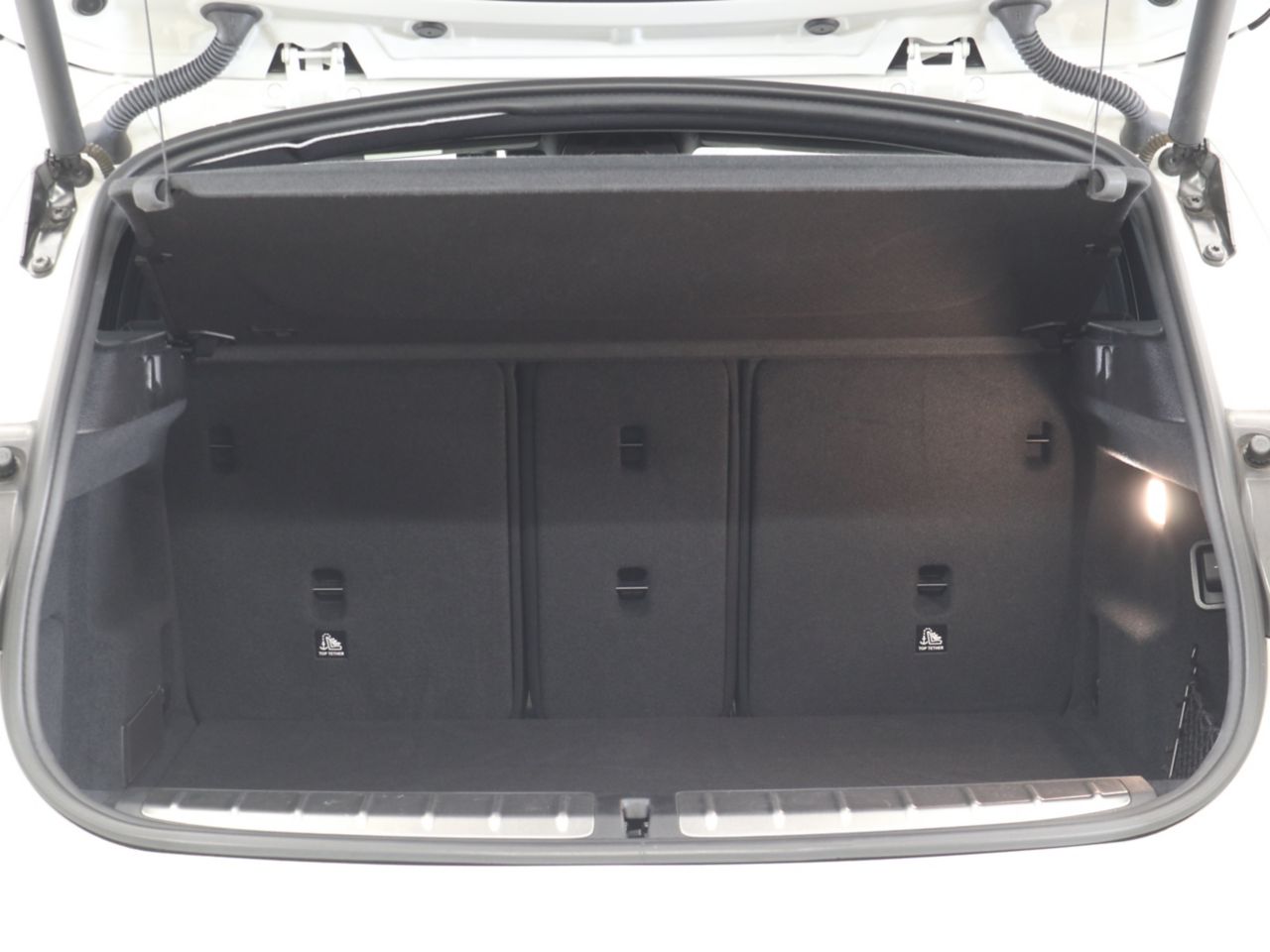 F39 X2 sDrive18i B38 1.5i SAC
