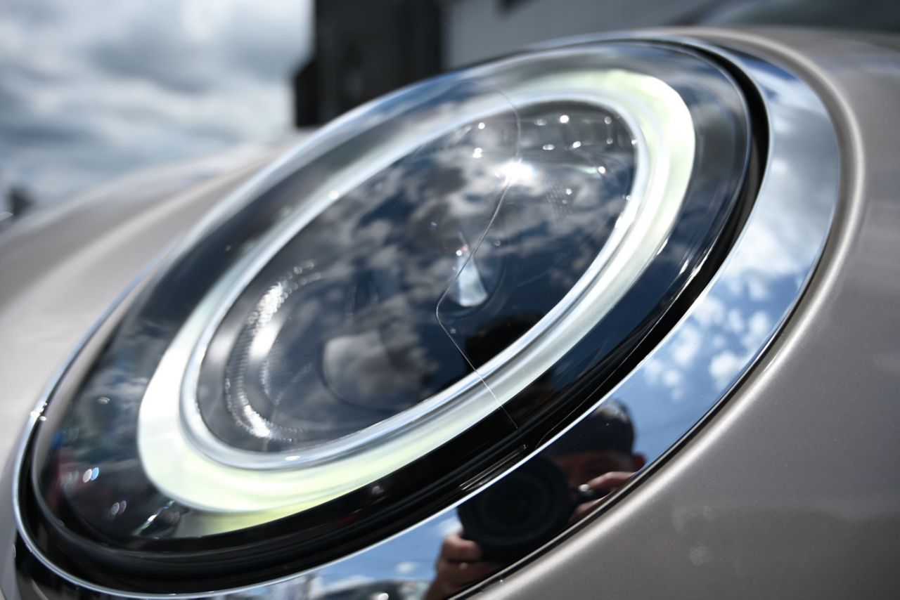 MINI Cooper F56 RHD