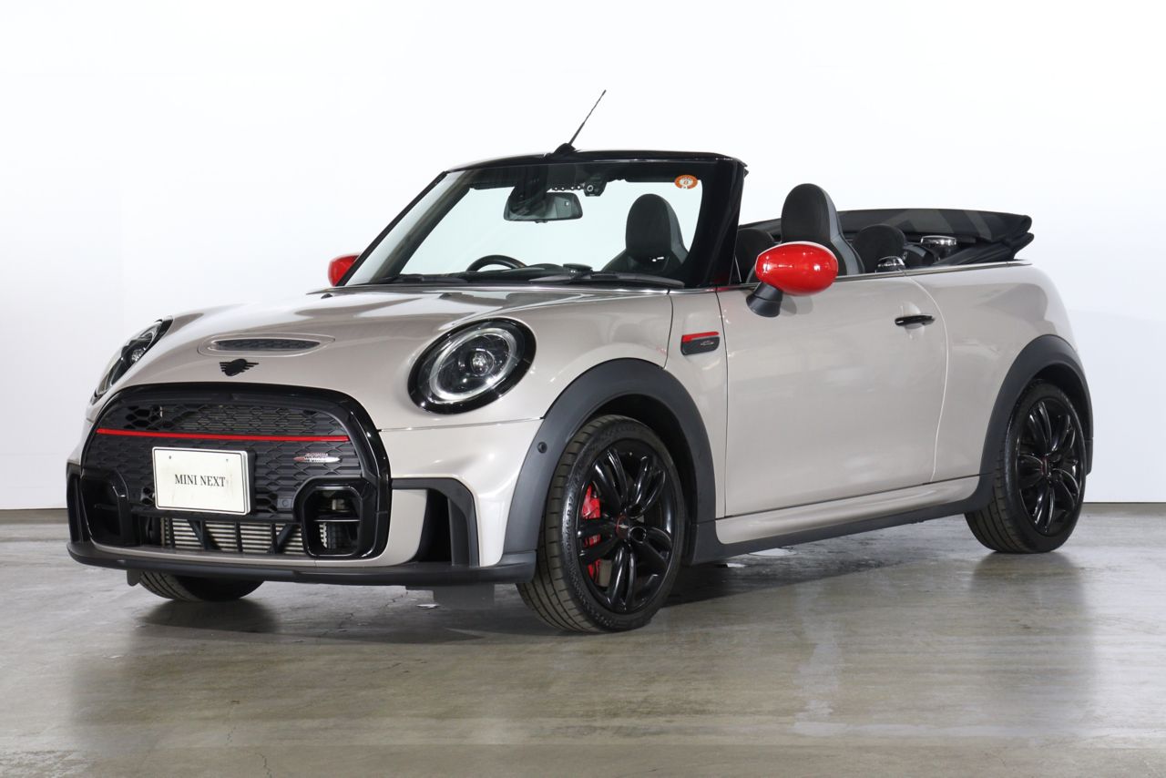 THE NEW MINI JOHN COOPER WORKS CONVERTIBLE.