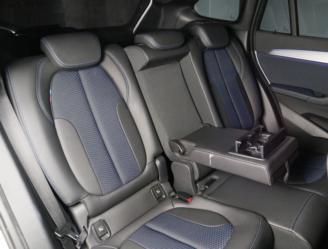 X1 sDrive18i RHD