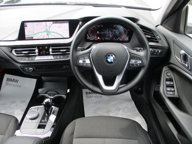 F40 118d Sports Hatch 5-door B47 2.0d