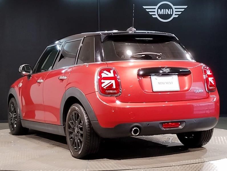 F55 MINI Cooper 5-Door Hatch LCI