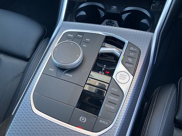 G20 320i Saloon LCI RHD MX