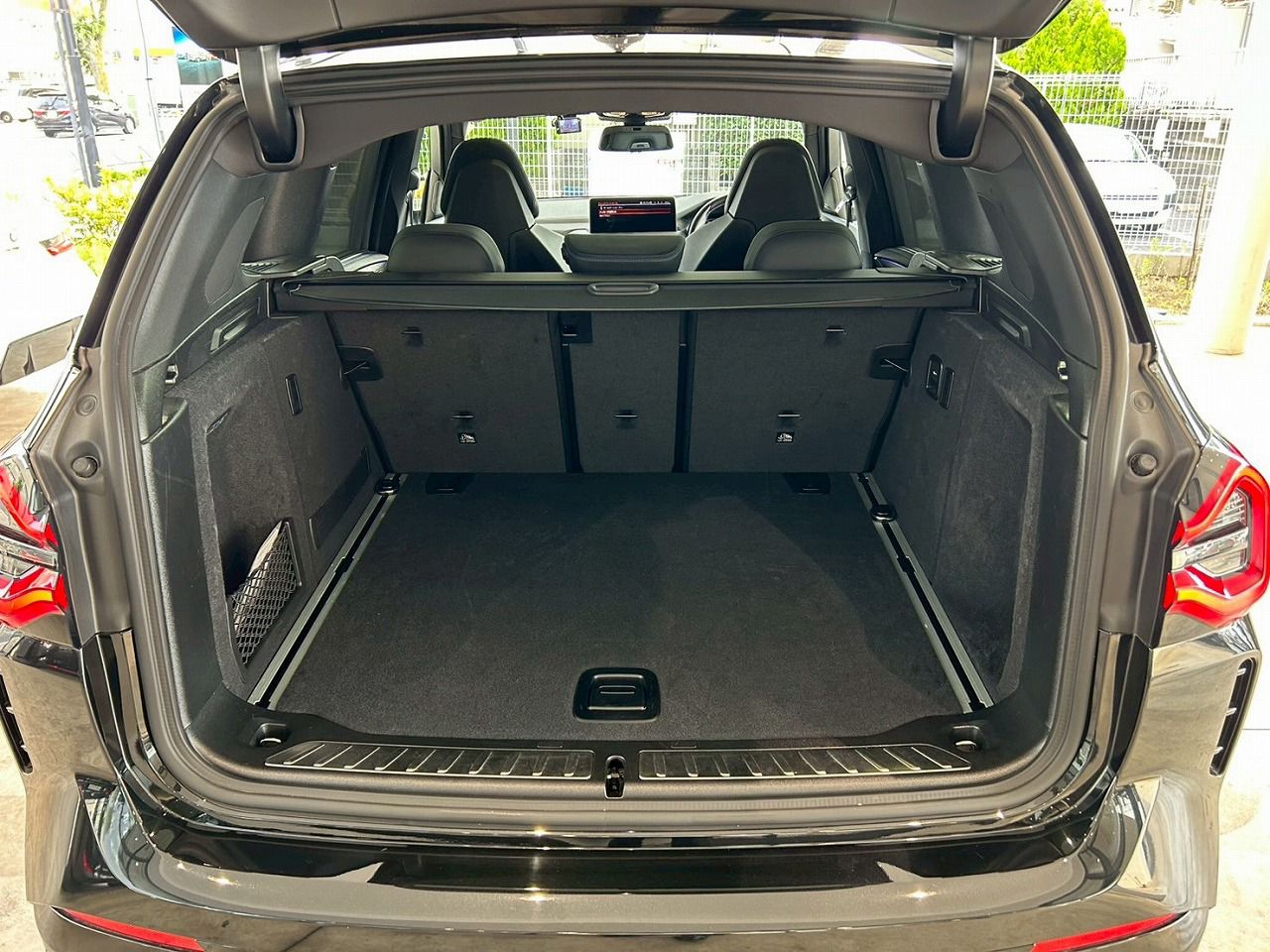 G01 X3 M40d RHD LCI ZA