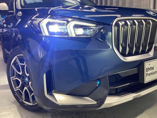 U11 iX1 xDrive30