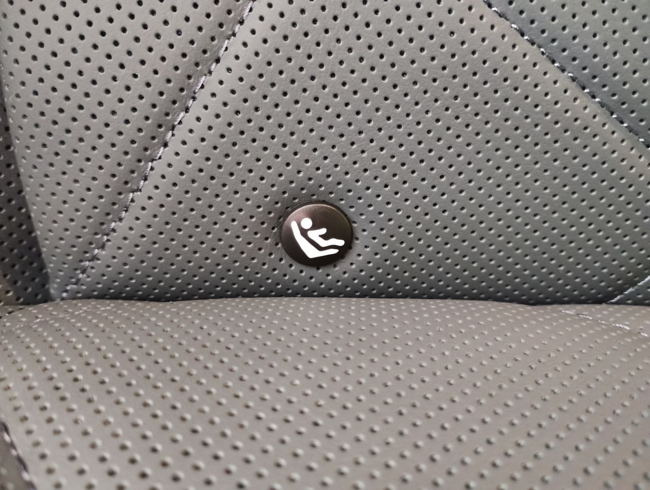 i20 iX xDrive40