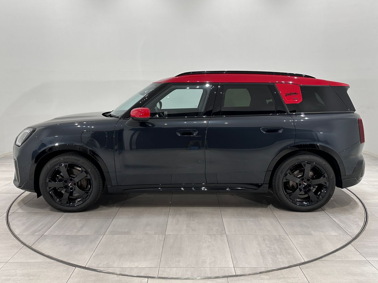 U25 MINI Countryman SE ALL4