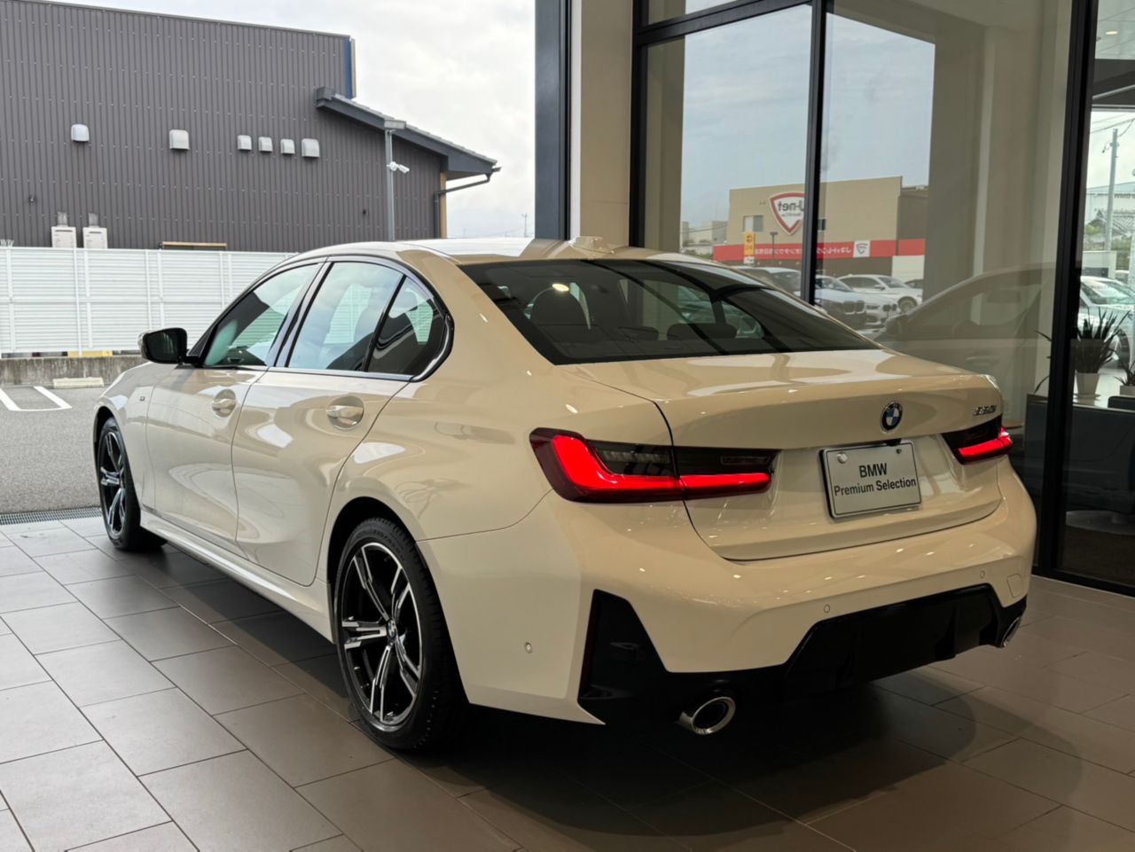 G20 320i Saloon LCI RHD MX
