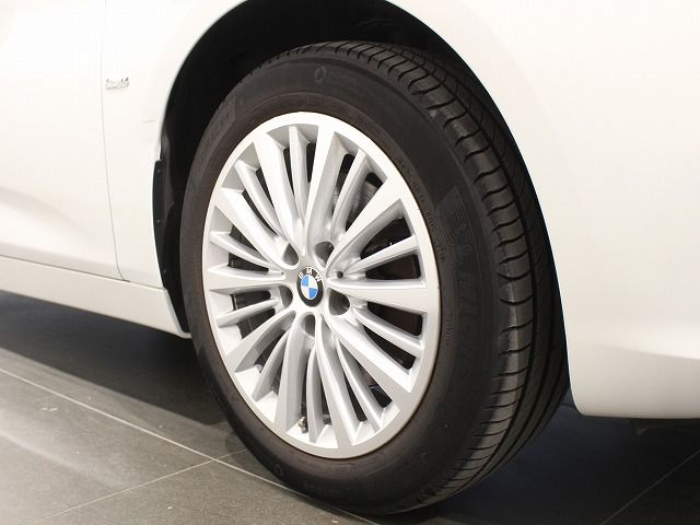 218D GRAN TOURER RHD