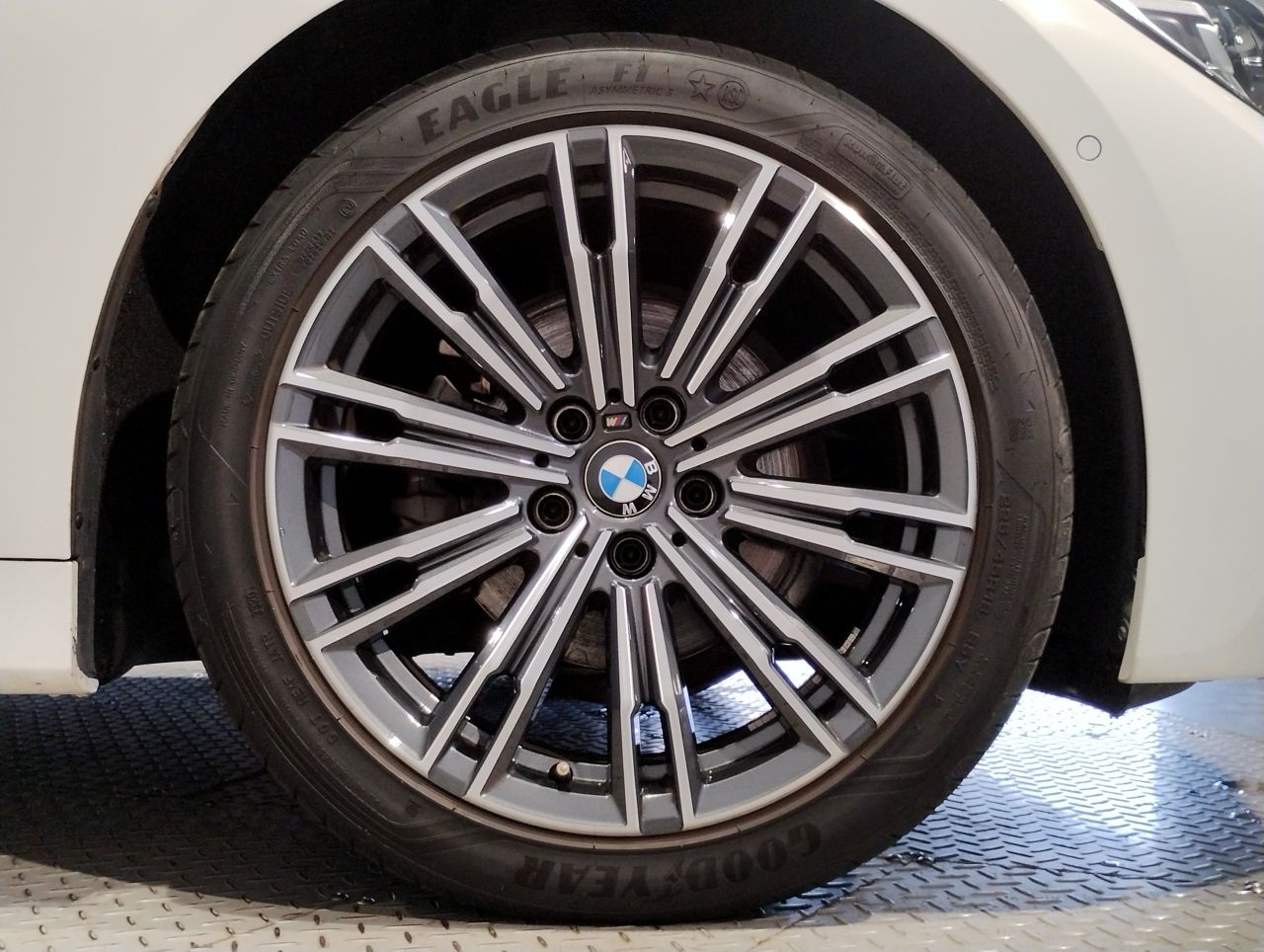 G21 318i Touring