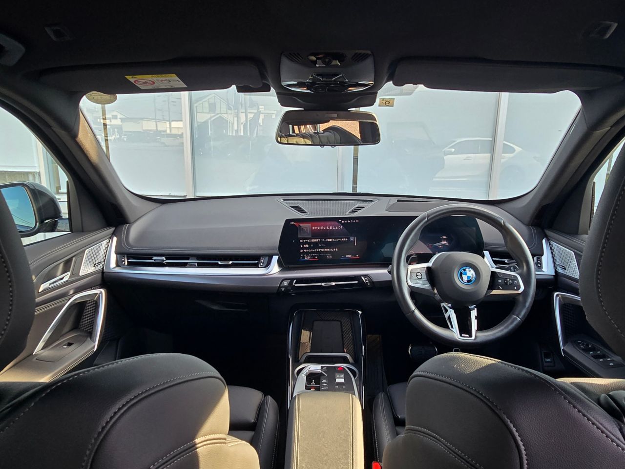 U11 iX1 xDrive30