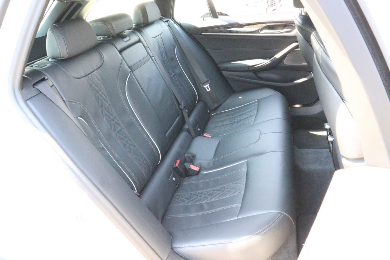 520d xDrive Touring RHD