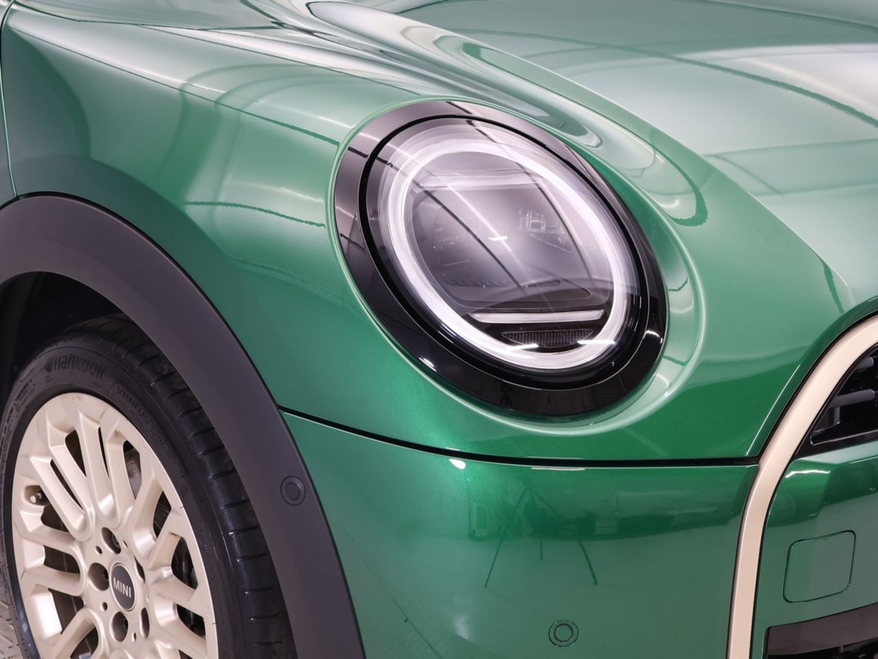 F66 MINI Cooper C 3Dr