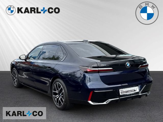 BMW 740