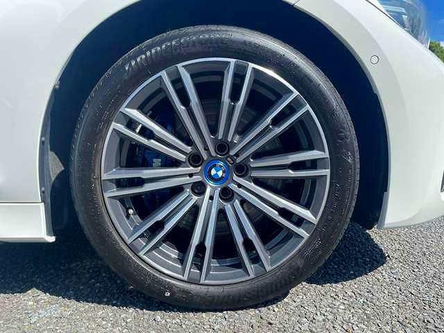 G20 330e Saloon RHD MX