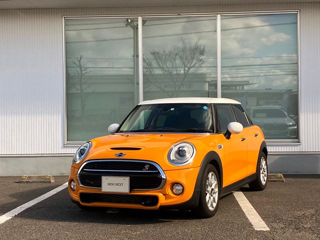 MINI COOPER S 5 DOOR