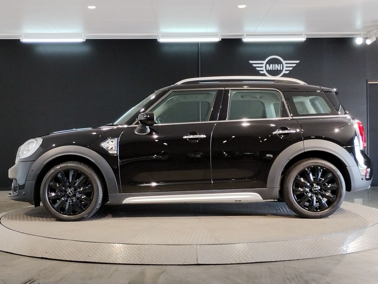 MINI CROSSOVER COOPER D