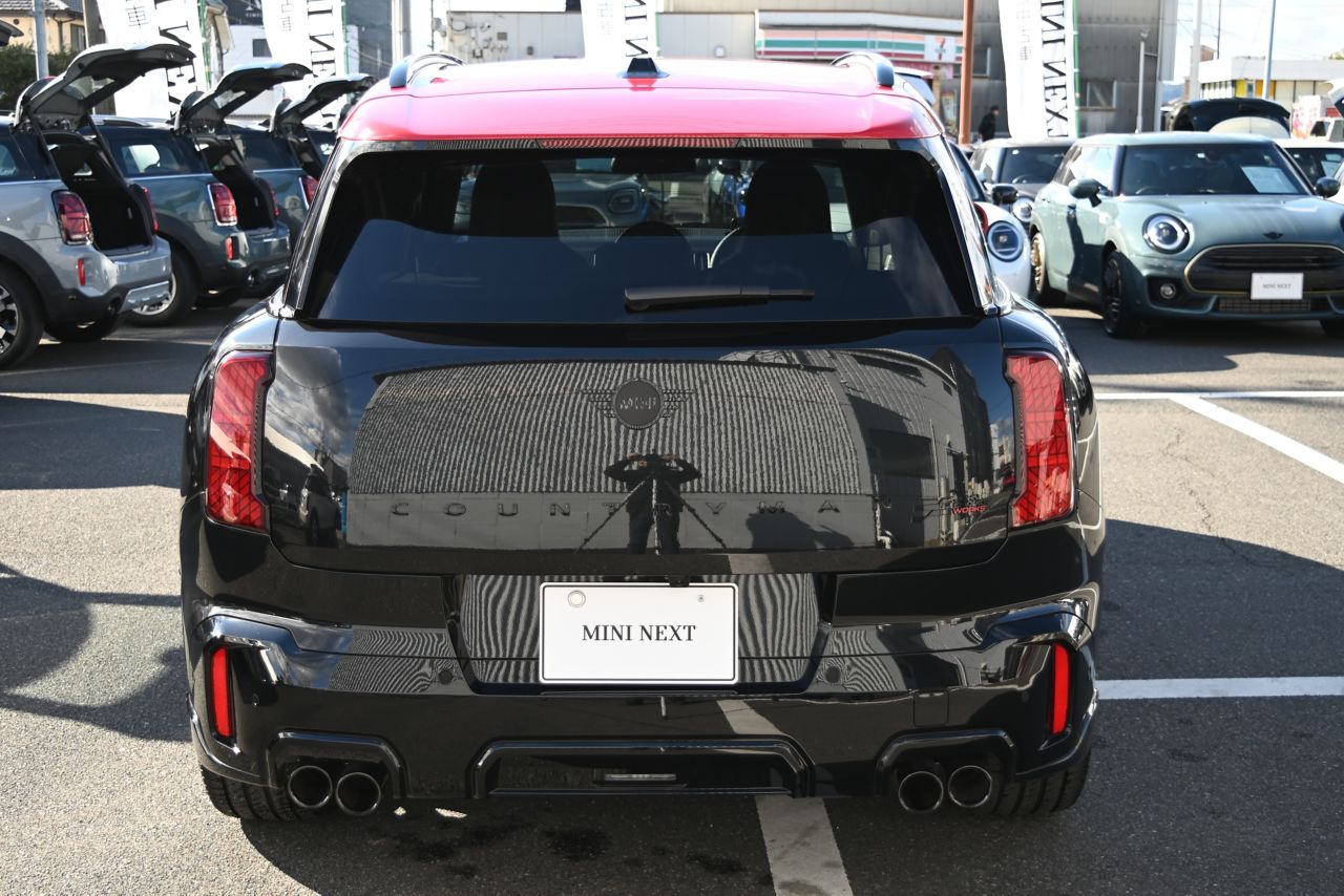 U25 MINI John Cooper Works Countryman ALL4