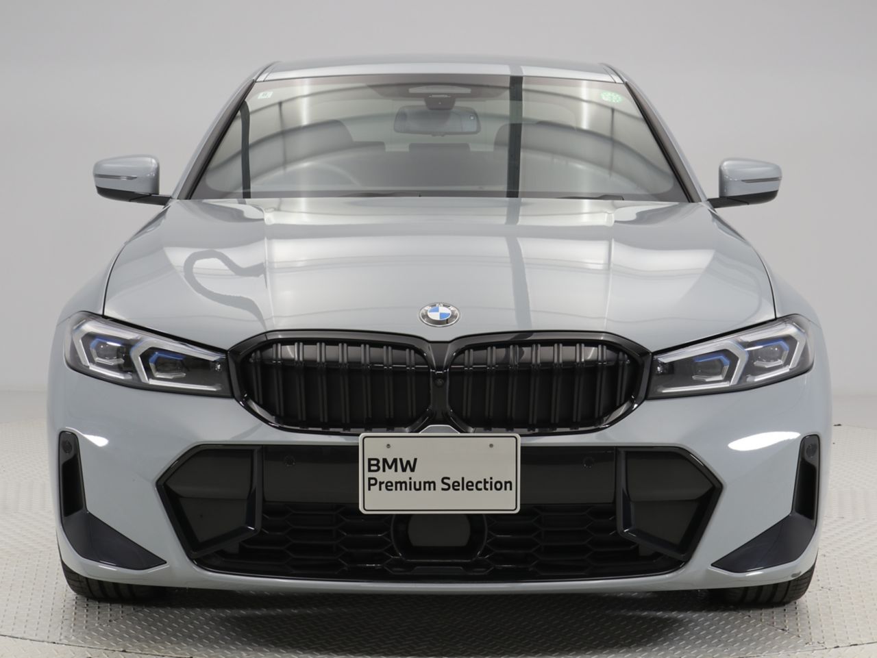 320d xDrive Berline RHD