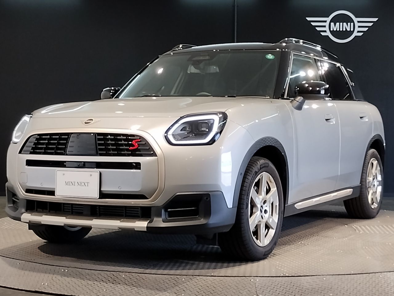 THE NEW MINI COUNTRYMAN S ALL4