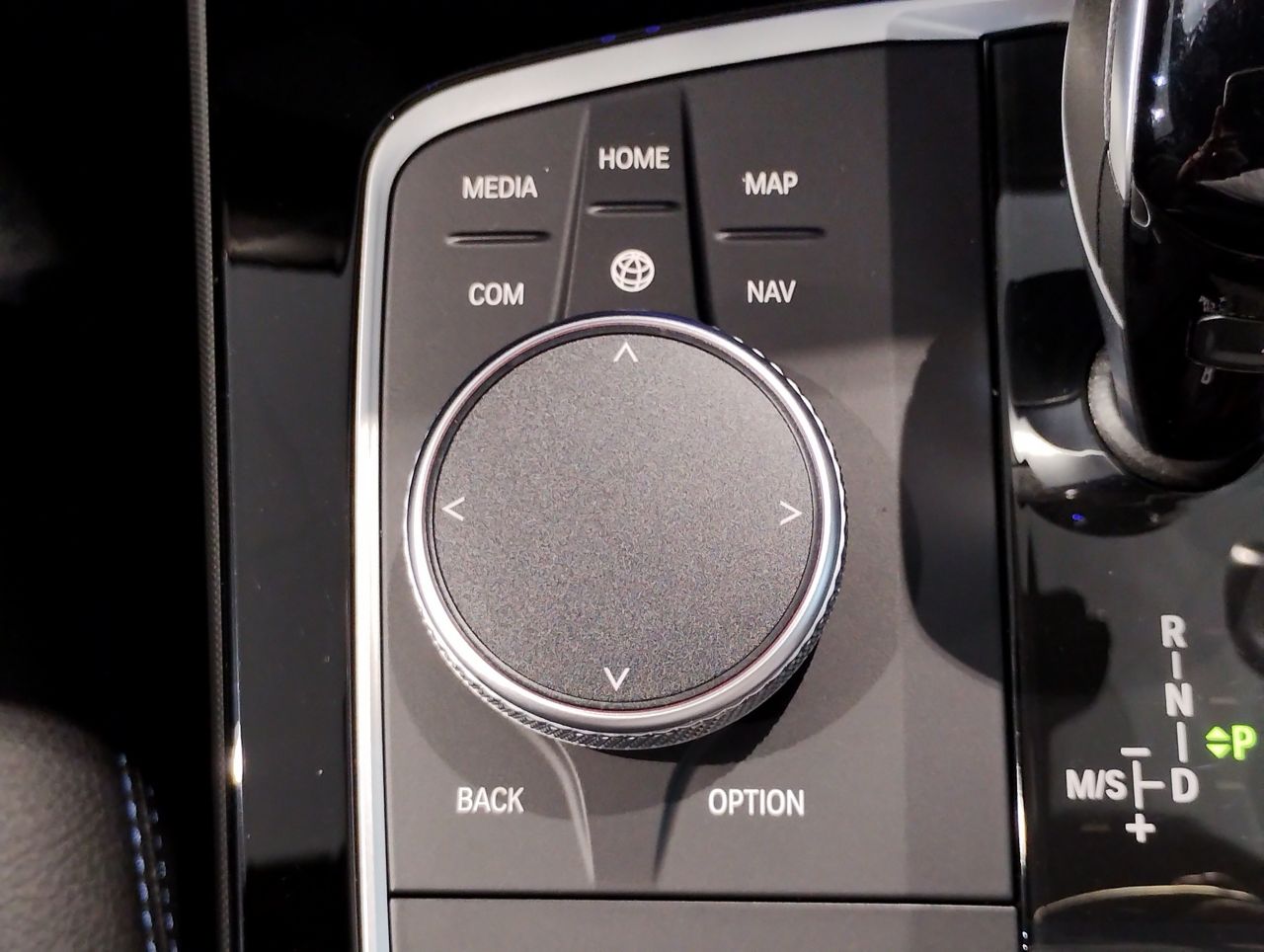 F40 118d Sports Hatch 5-door B47 2.0d