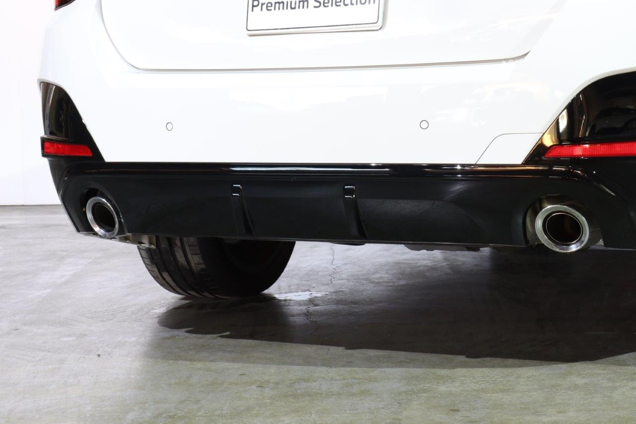 G** ***i G*** C**** ***