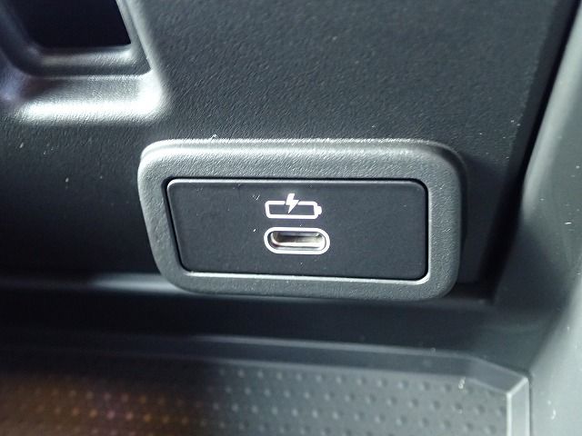 G20 320i Saloon LCI RHD MX