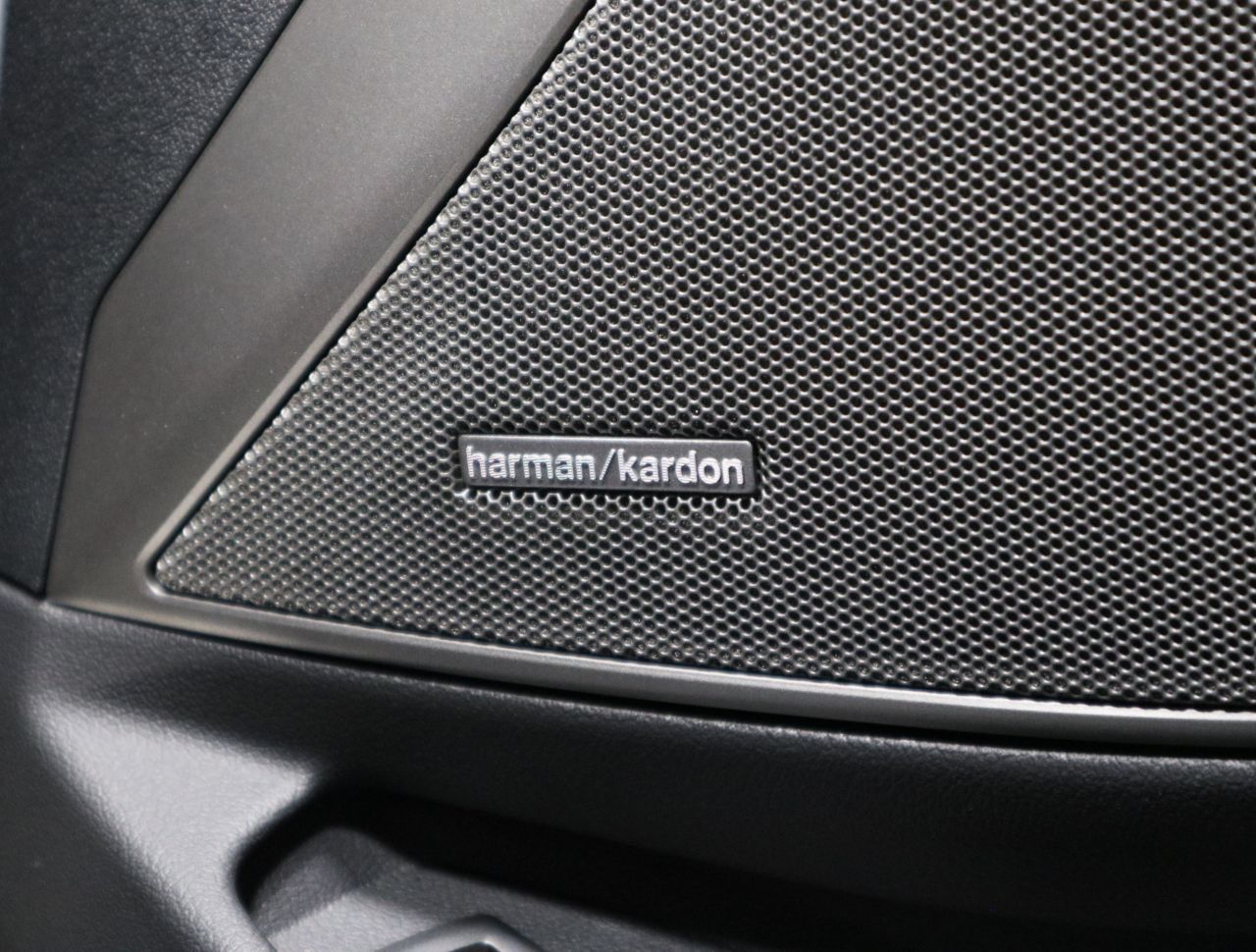 G21 M340i xDrive Touring LCI RHD