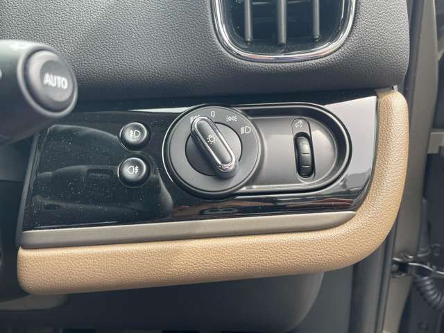 MINI CROSSOVER COOPER D ALL4