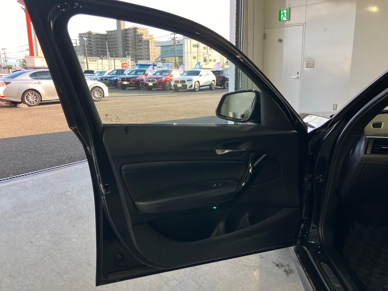 118 5DOOR RHD