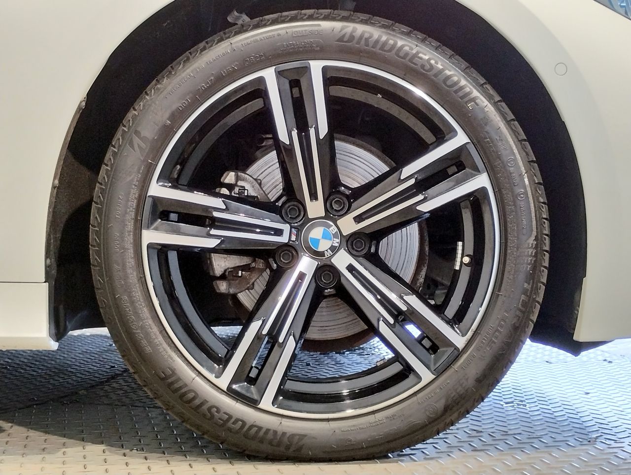 320d xDrive Berline RHD
