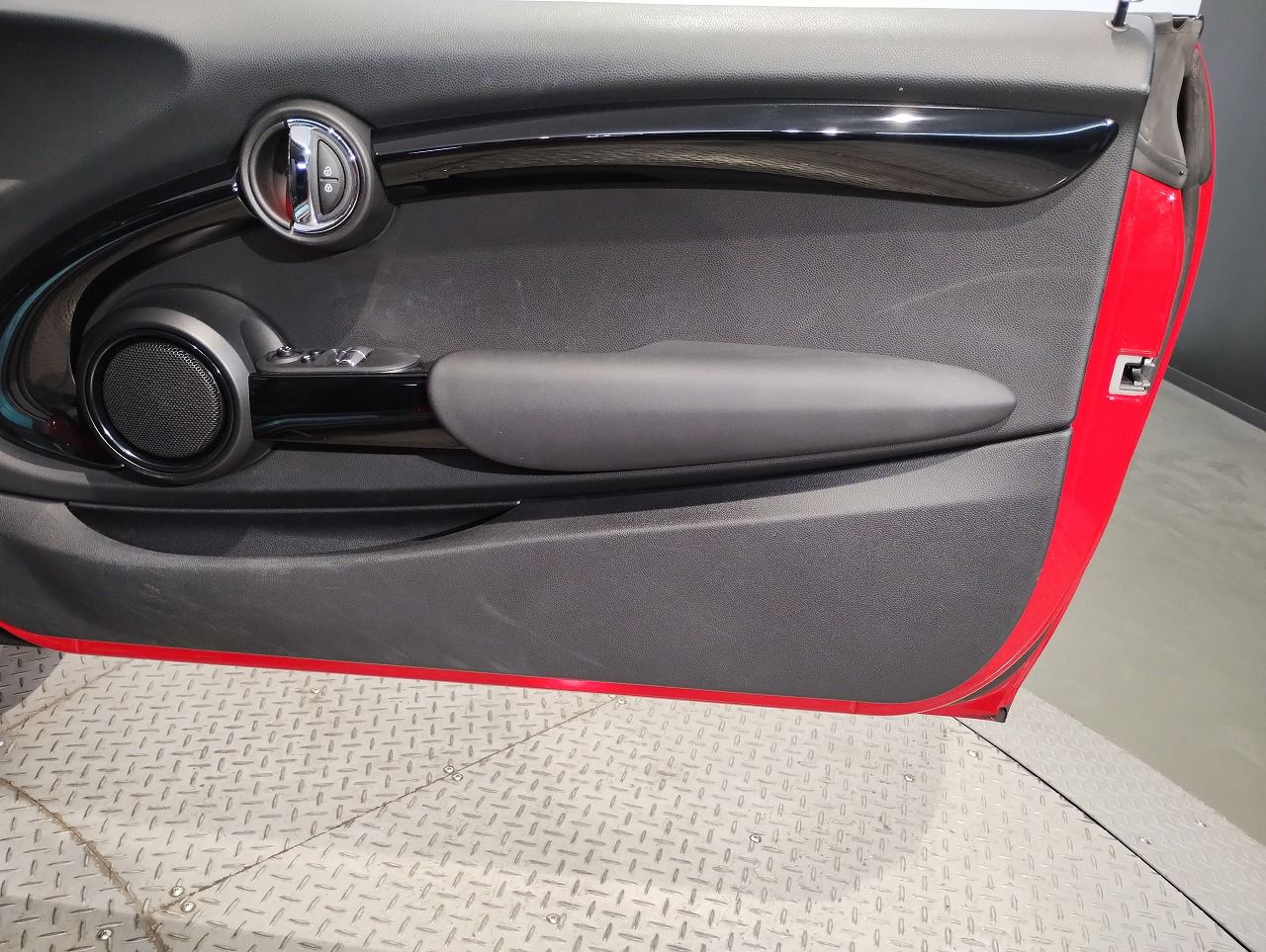 F56 COOPER S D(AT)