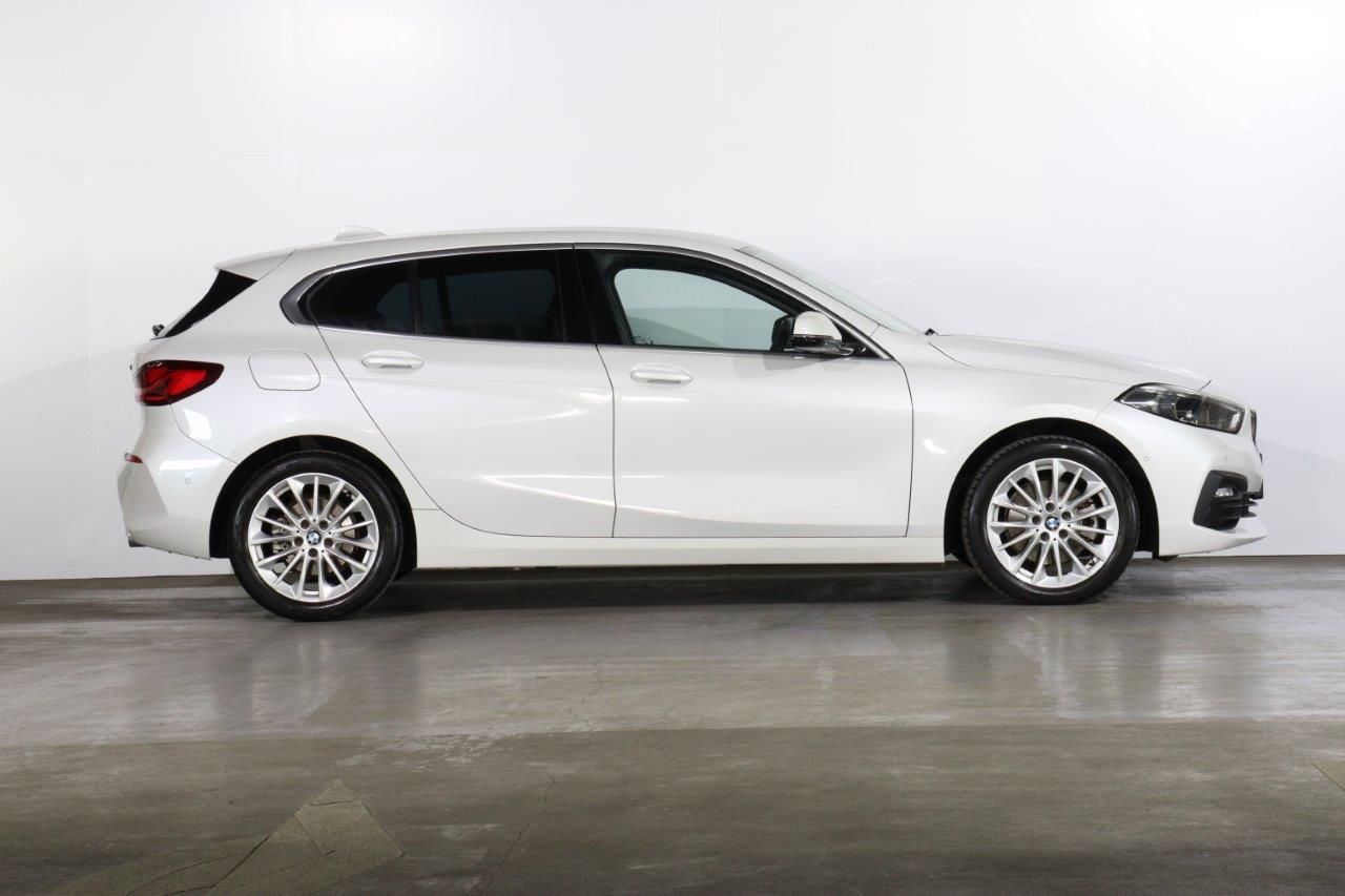 F40 118d Sports Hatch 5-door B47 2.0d