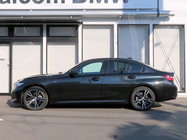 320d xDrive Berline RHD