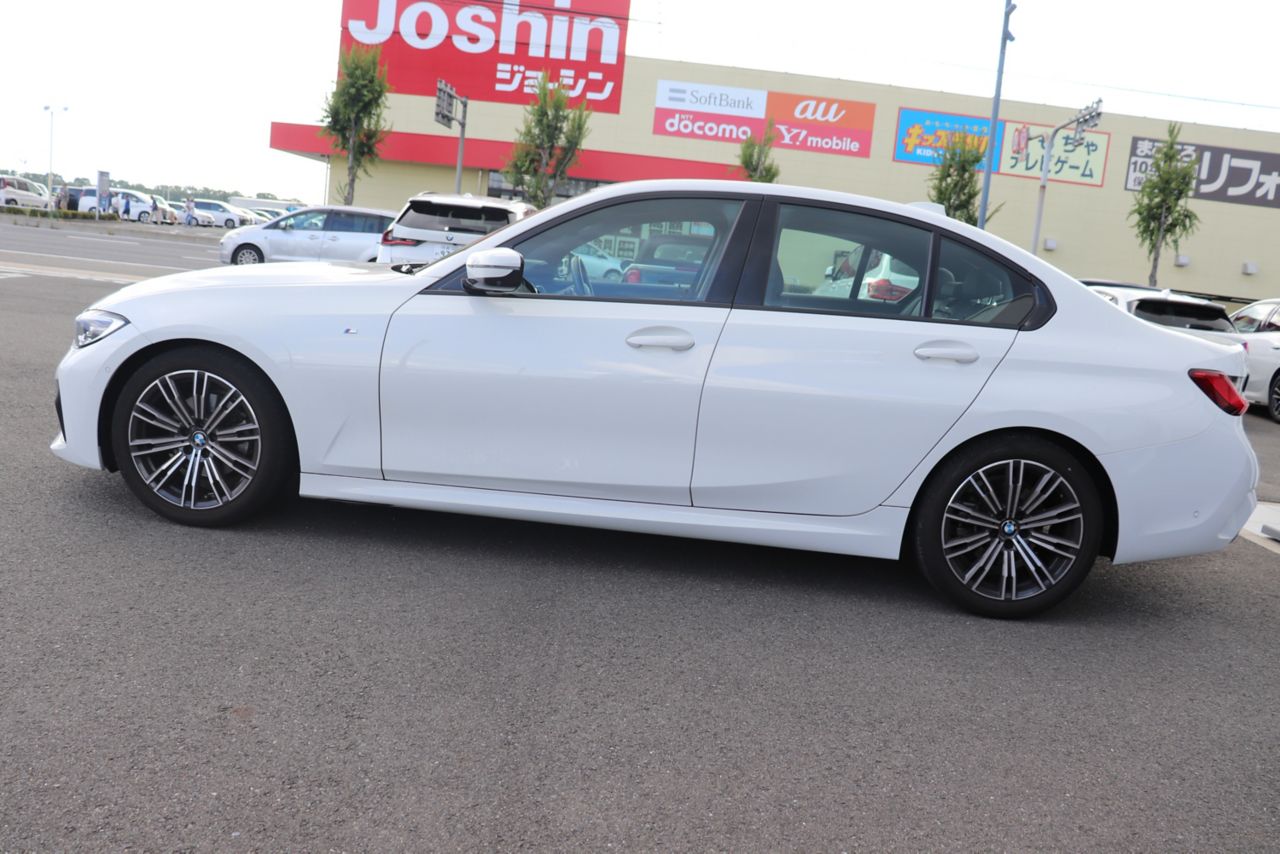 G20 320i Saloon RHD MX