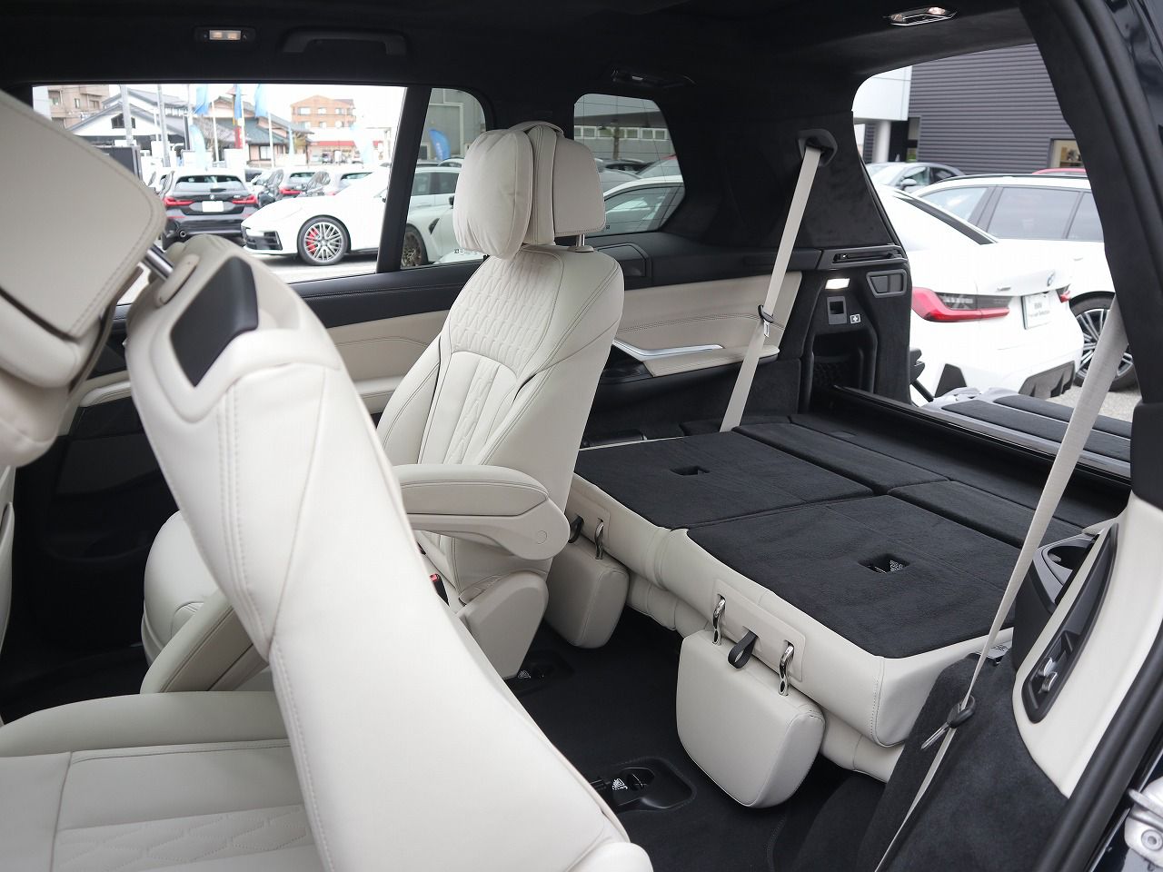 X7 xDrive40d RHD US