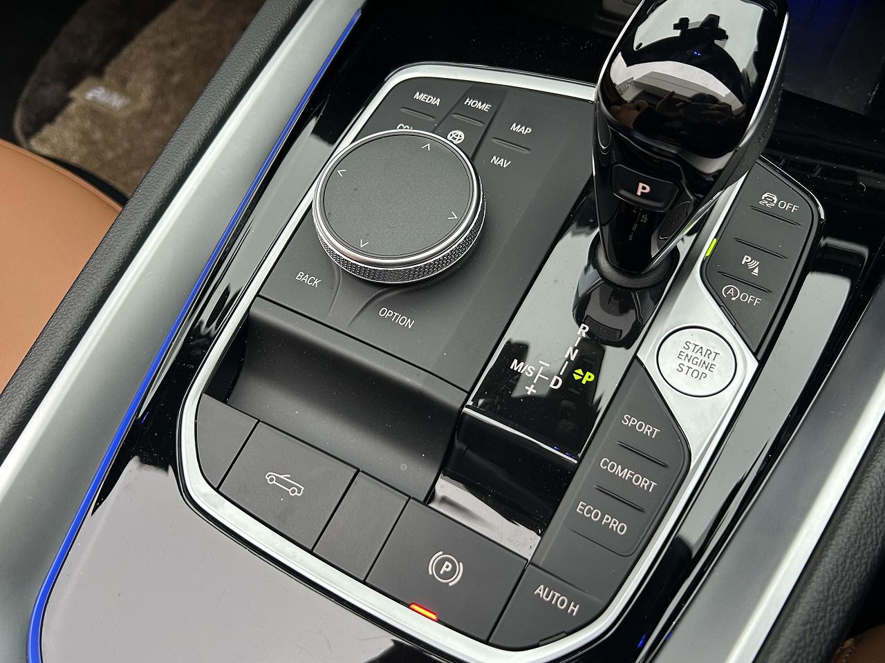 G29 z4 sDrive20i RHD