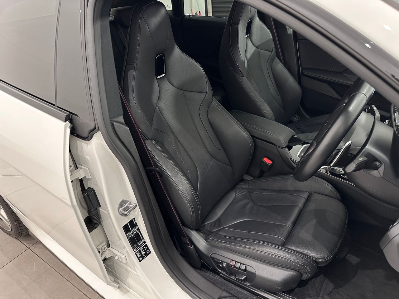F4* **35i xDrive **** ***** B48 2.0i