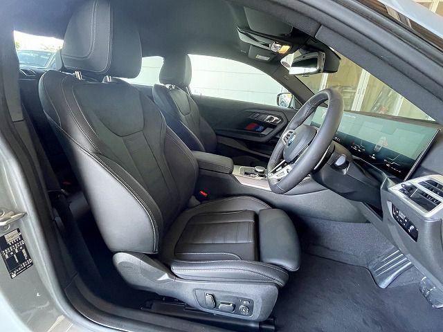 G42 220i Coupe