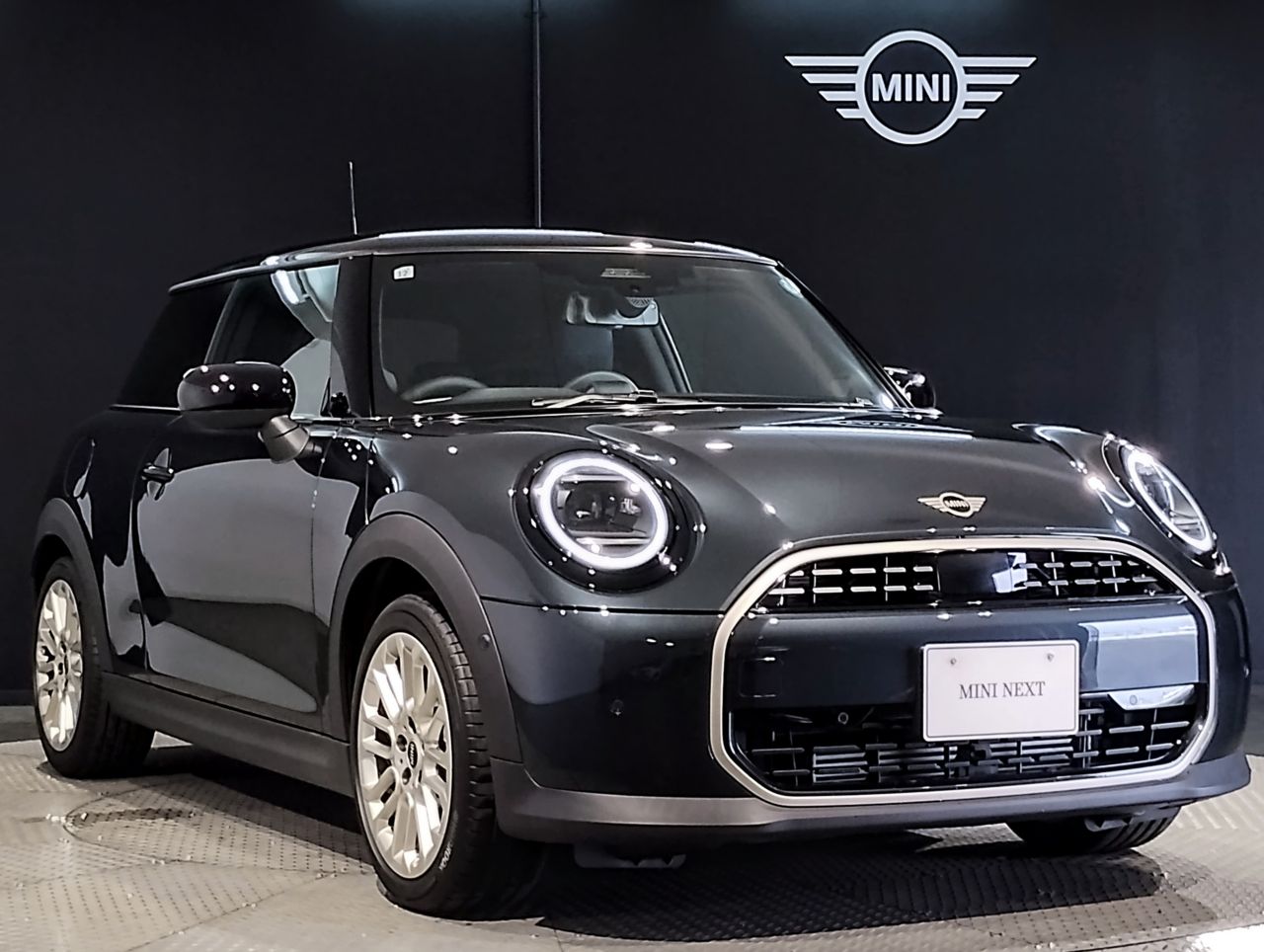 F66 MINI Cooper C 3Dr