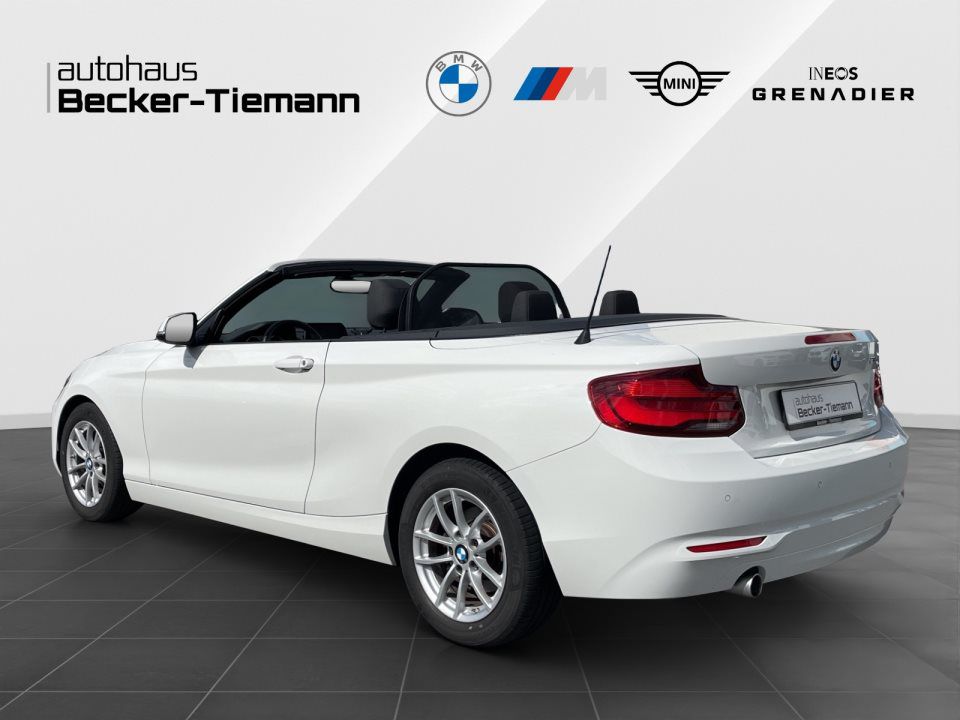 BMW 218