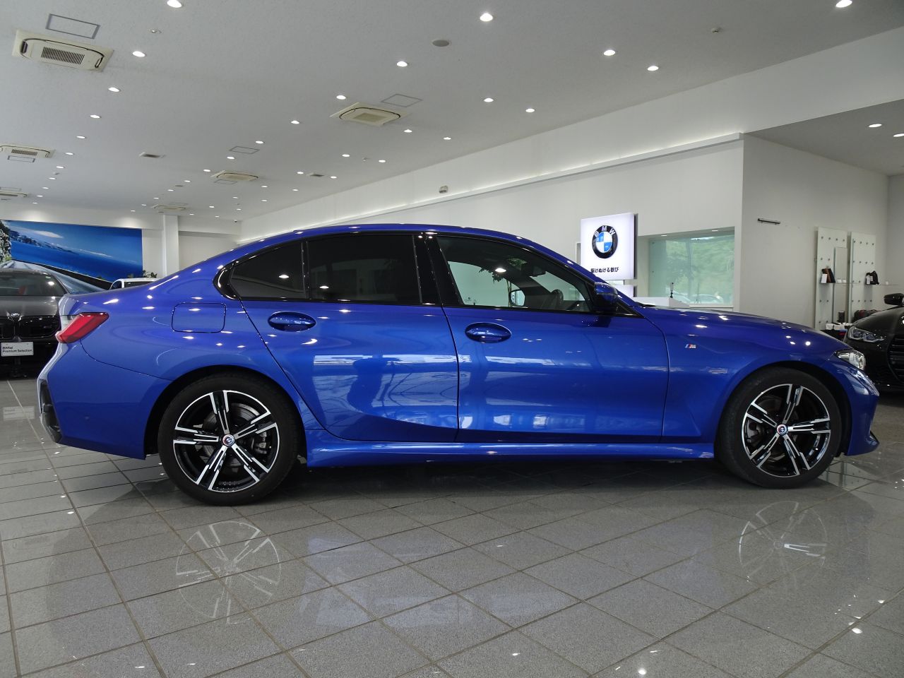 320d xDrive Berline RHD