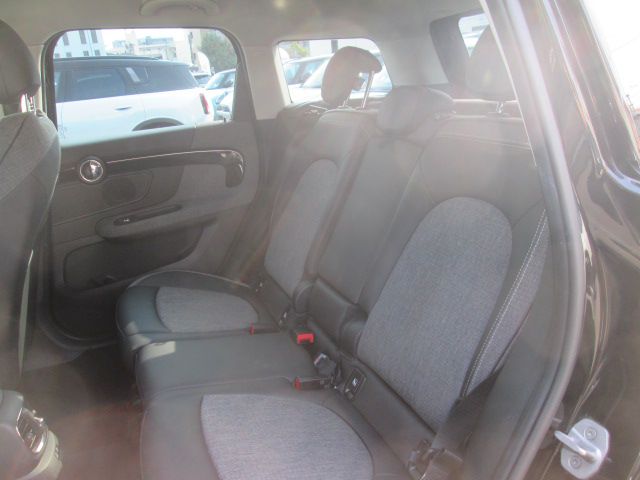 MINI CROSSOVER COOPER D