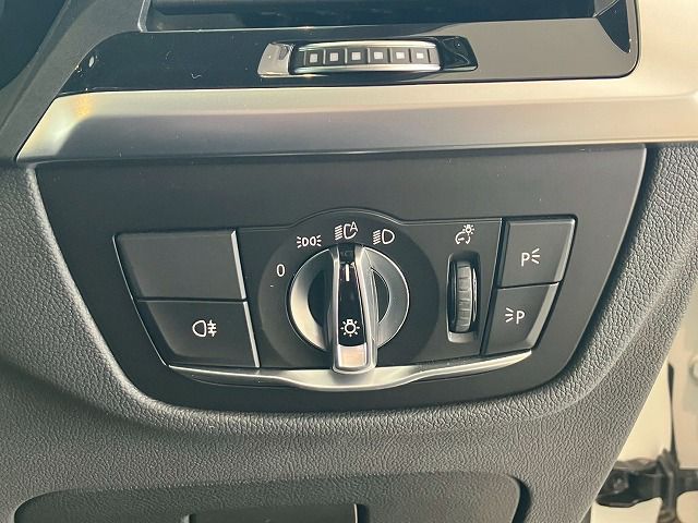X4 M RHD