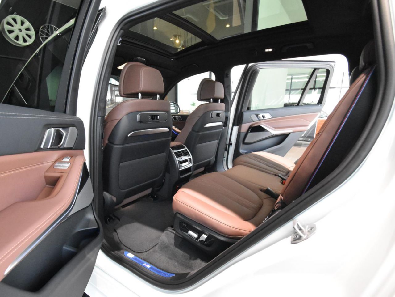 X7 xDrive40d RHD US